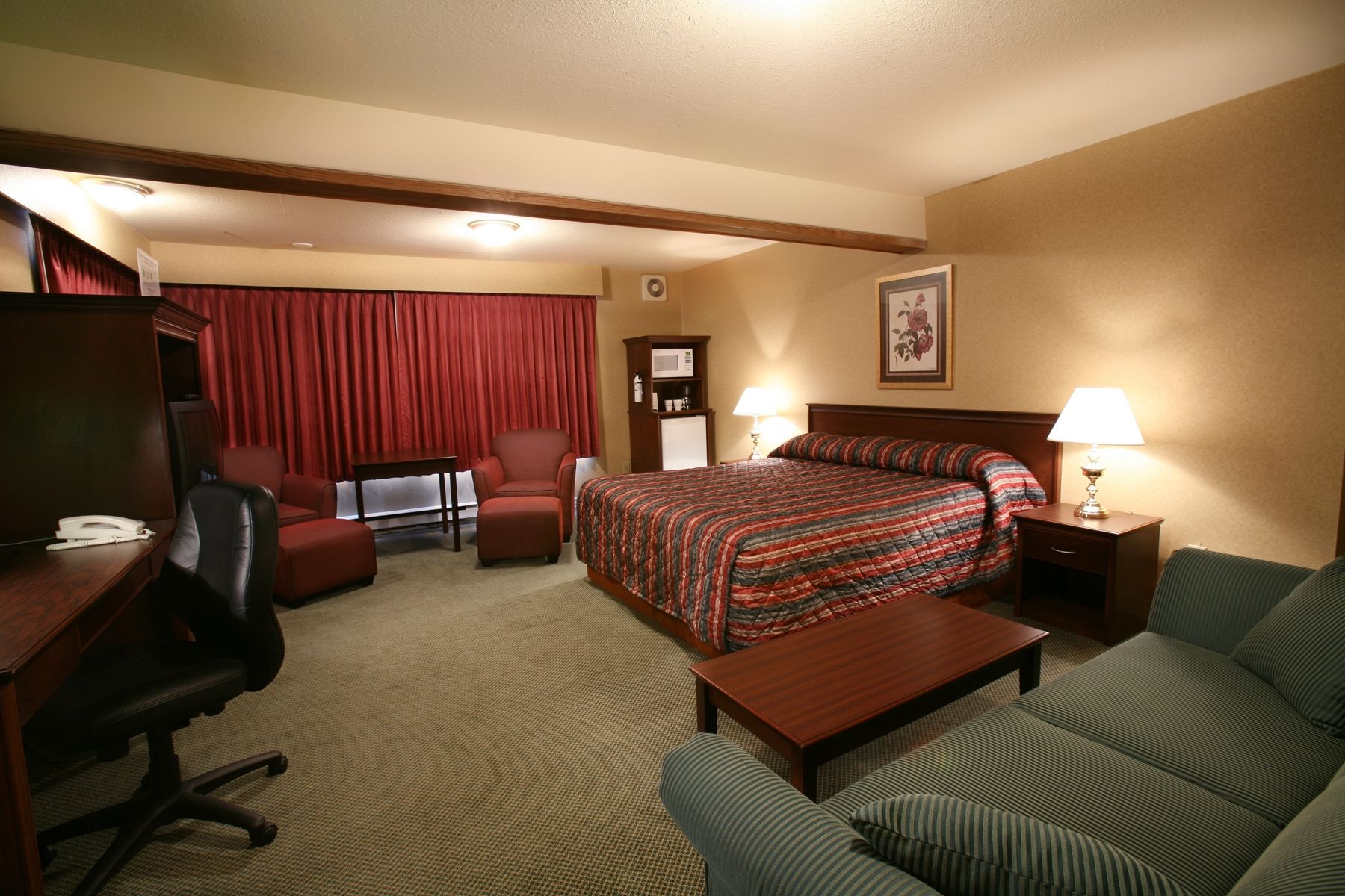 Sandman Hotel Castlegar Room photo